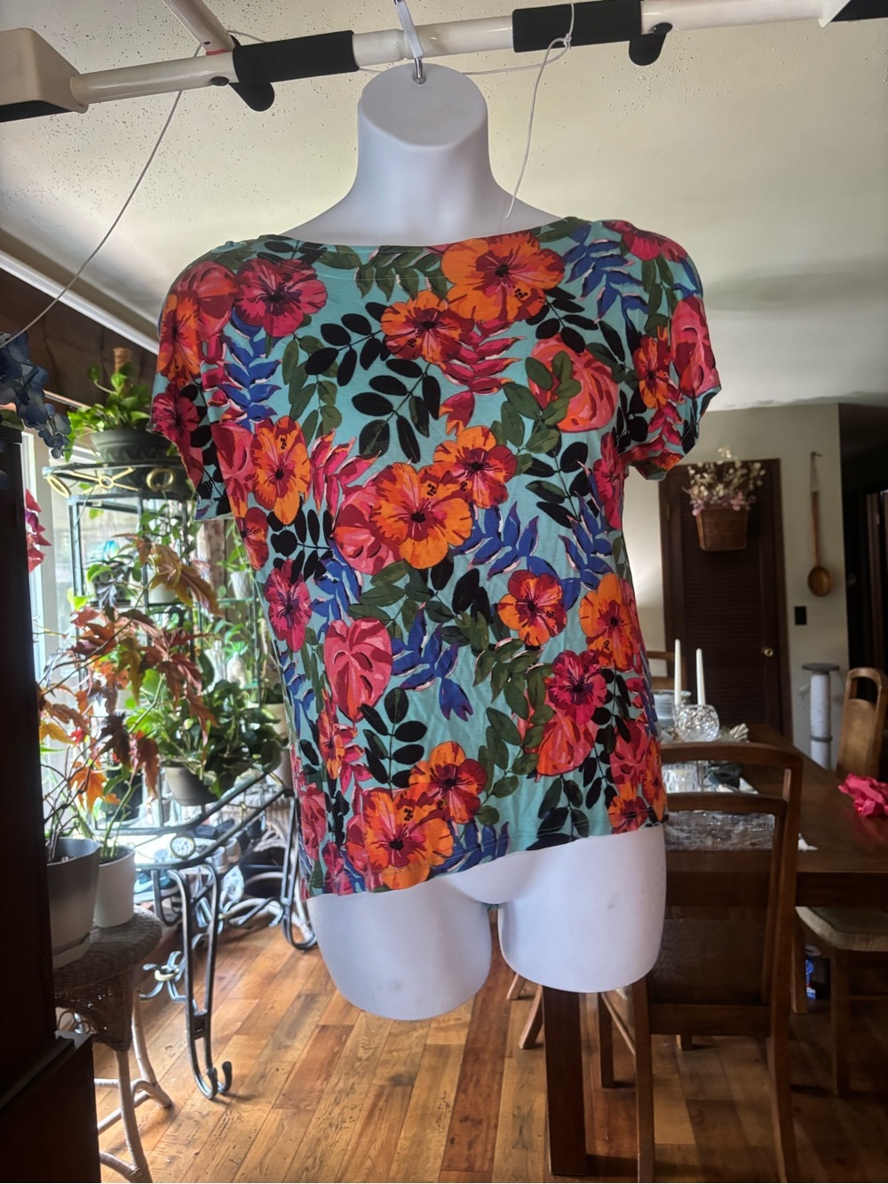 Cable & Gauge Teal Short-Sleeve Top with Coral & Orange Floral Print Size M